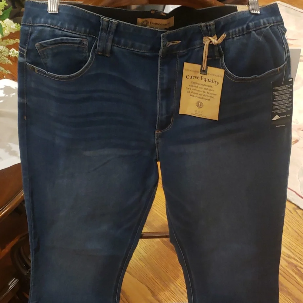 Nwt Size 16 and Democracy Women's Blue Jeans - Picture 10 of 13